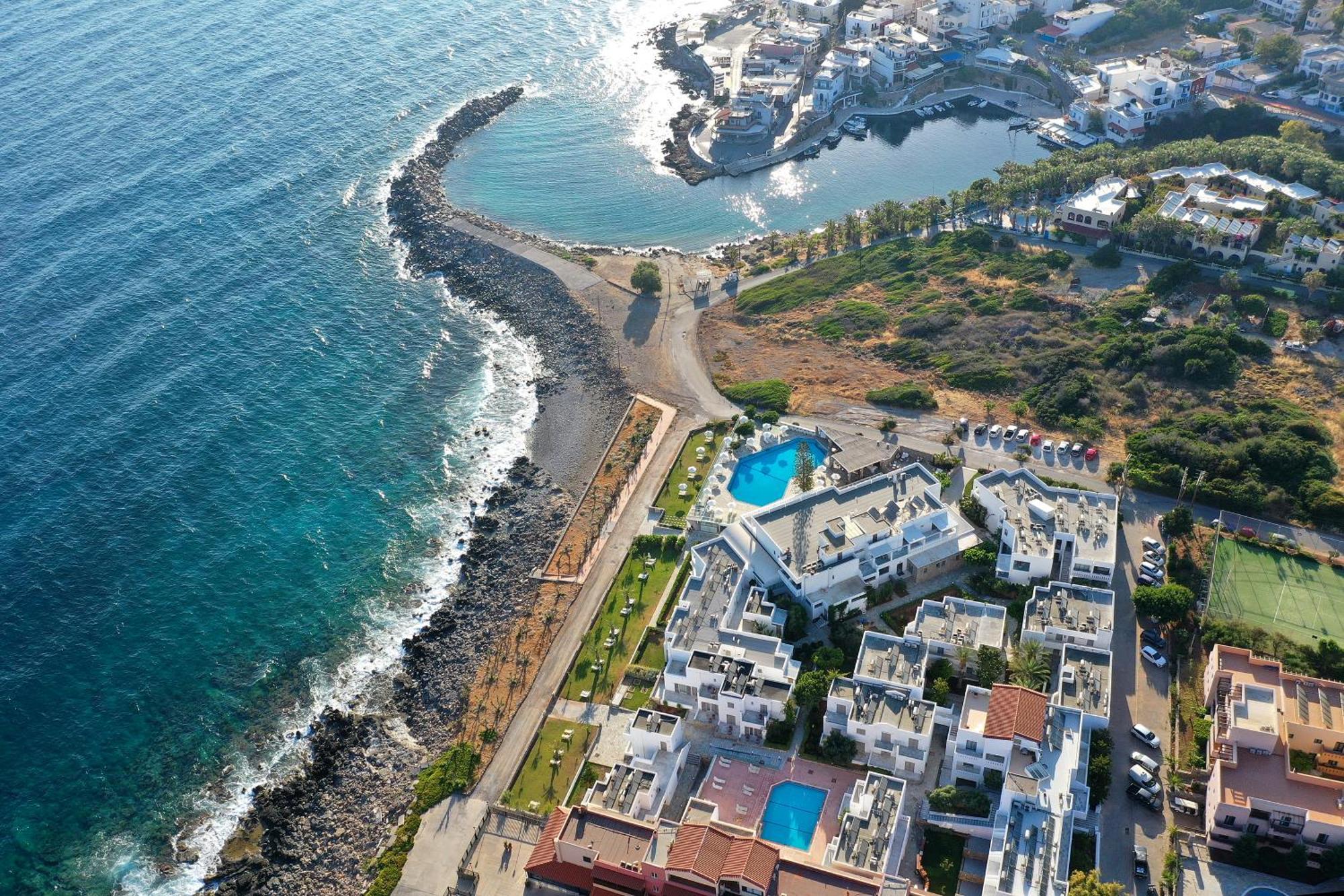 Maritimo Beach Hotel Sissi Exteriér fotografie